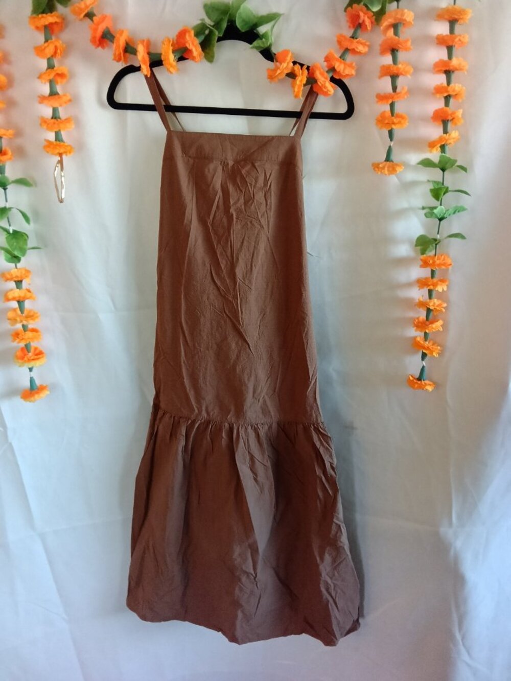 Gorgeous NWOT Everlane Pinafore